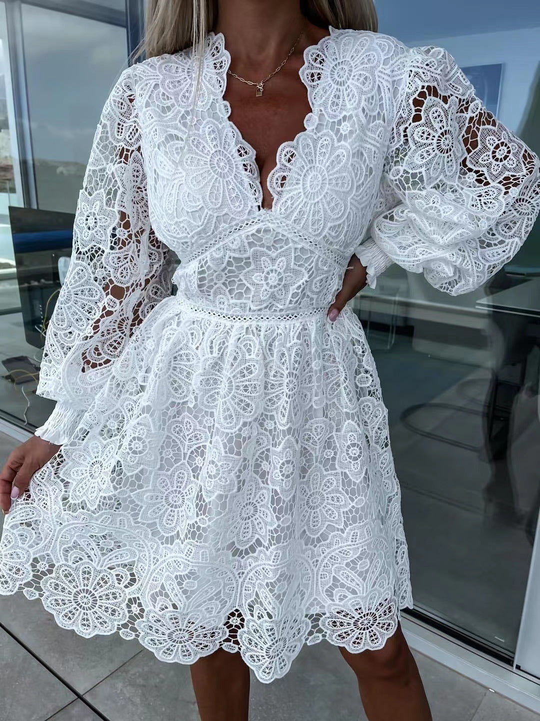 Sexy Hollow Water-soluble Lace Temperament Commute Dress